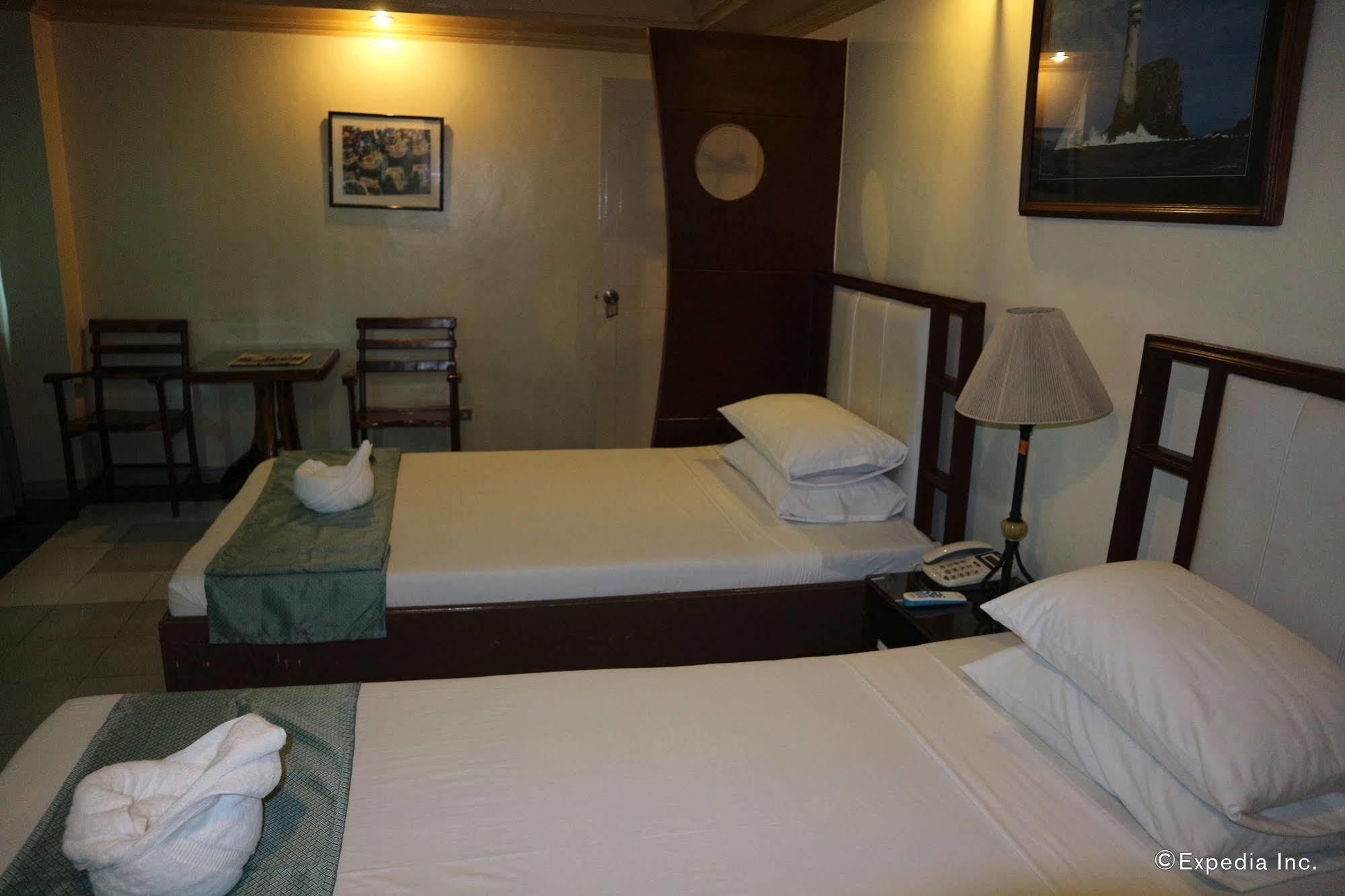 La Esperanza Hotel Kalibo Exterior foto